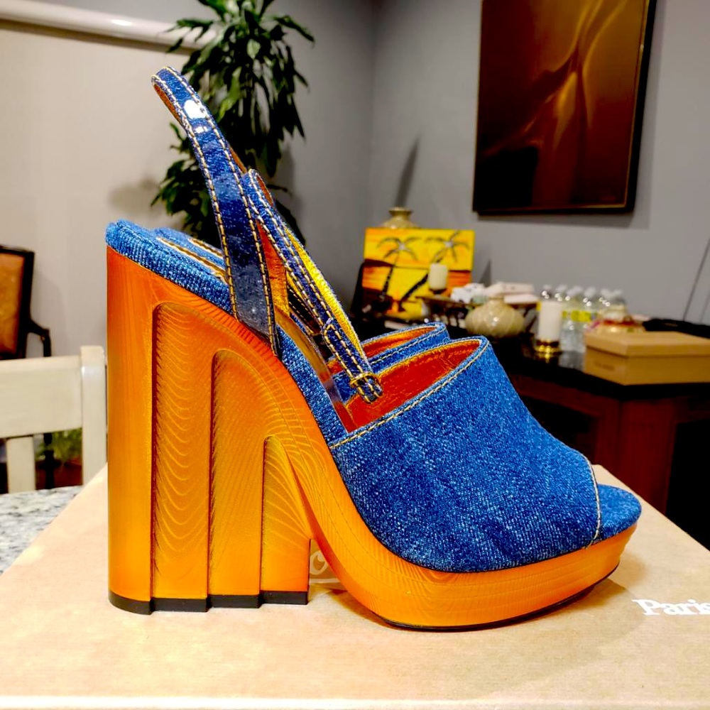NEW Christian Louboutin Mira Colunata Metallic Wedge Sandal size 38.5